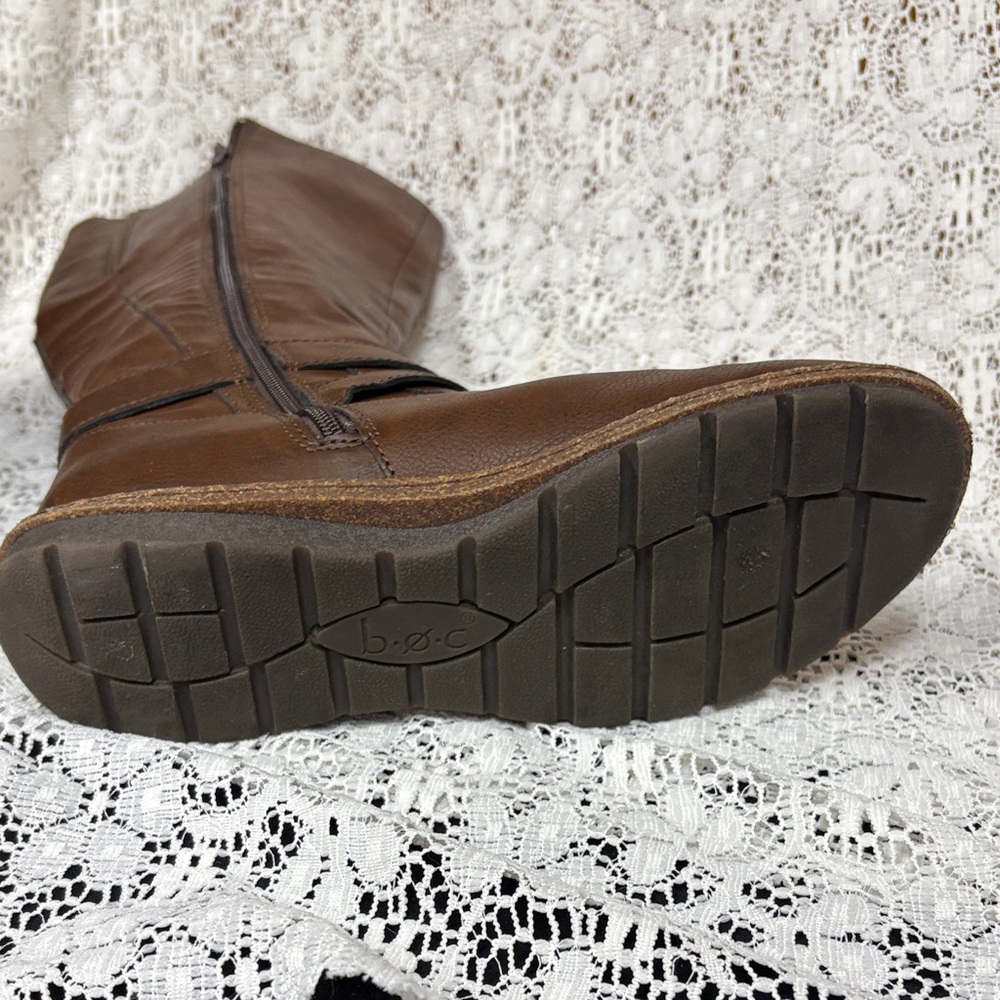 boc Classic Brown Heeled Boots - Picture 5 of 6